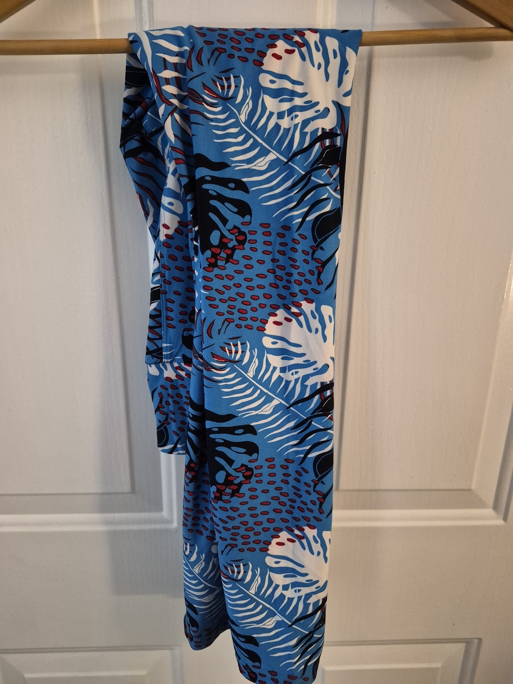 Lularoe Blue Tropical Print Leggings